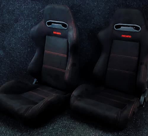 Сиденья спортивные пара - Recaro DC2 (Полу-ковши с регулировкой) - алькантара/черные