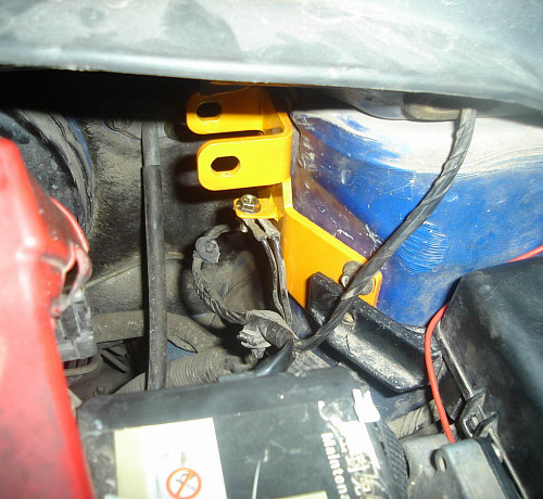 Передняя распорка - Suzuki Swift 2005-2010