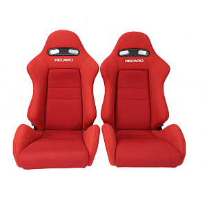 Сиденья спортивные пара - Recaro Полу-ковши с регулировкой - алькантара/красный