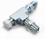 Адаптер тройник  1/8NPT / 4AN для подключения подачи масла и сенсоров датчиков